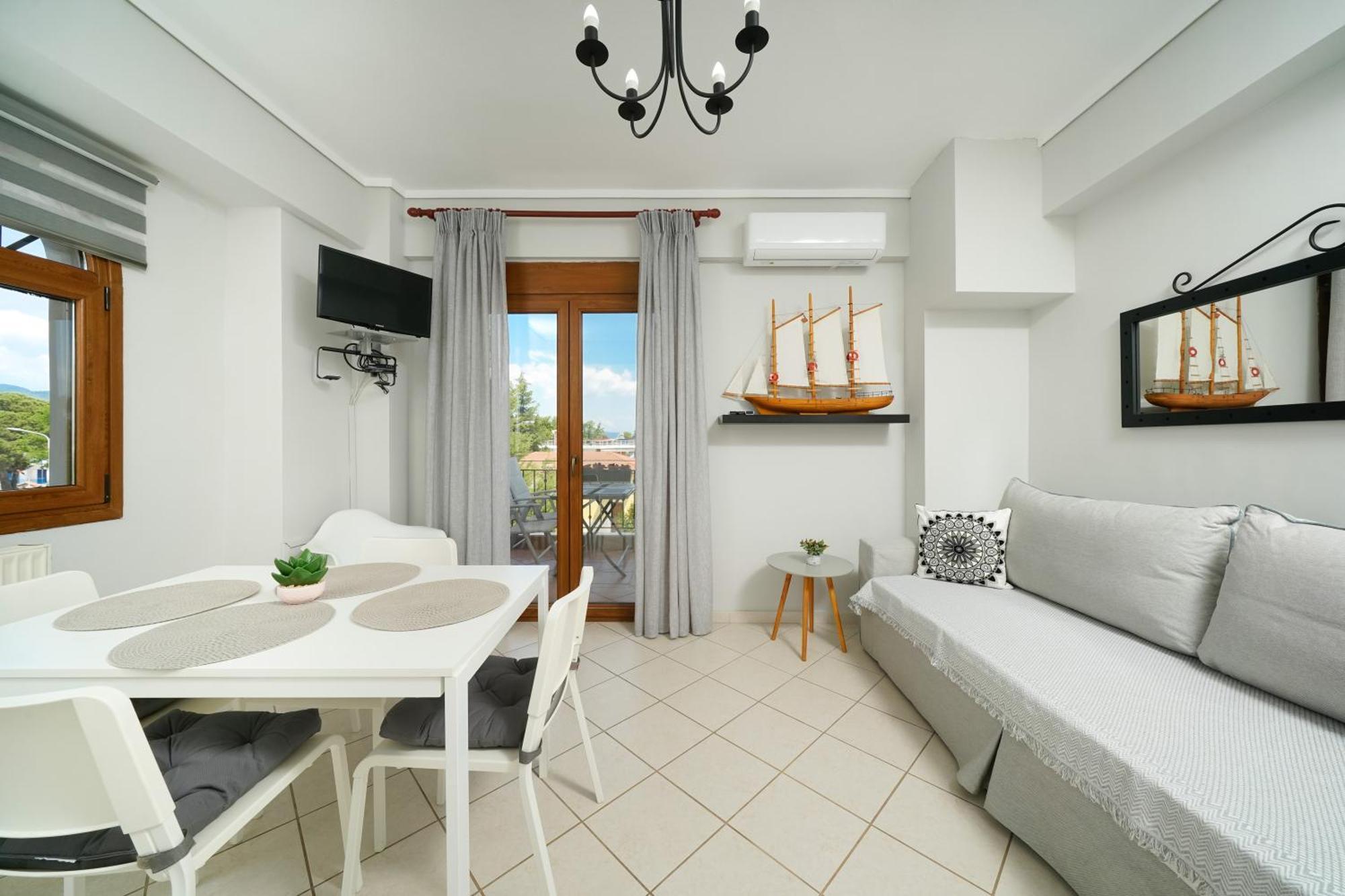 En Iko Christianna Apartment Olympiada Exterior photo