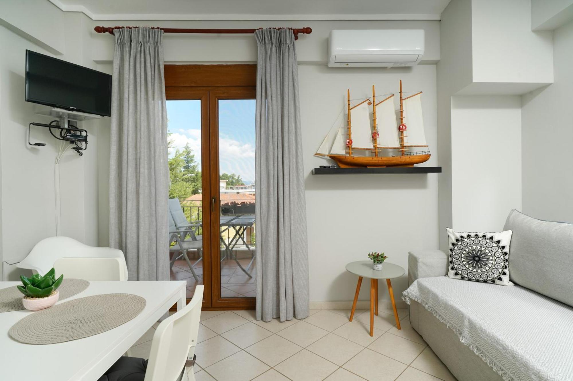En Iko Christianna Apartment Olympiada Exterior photo